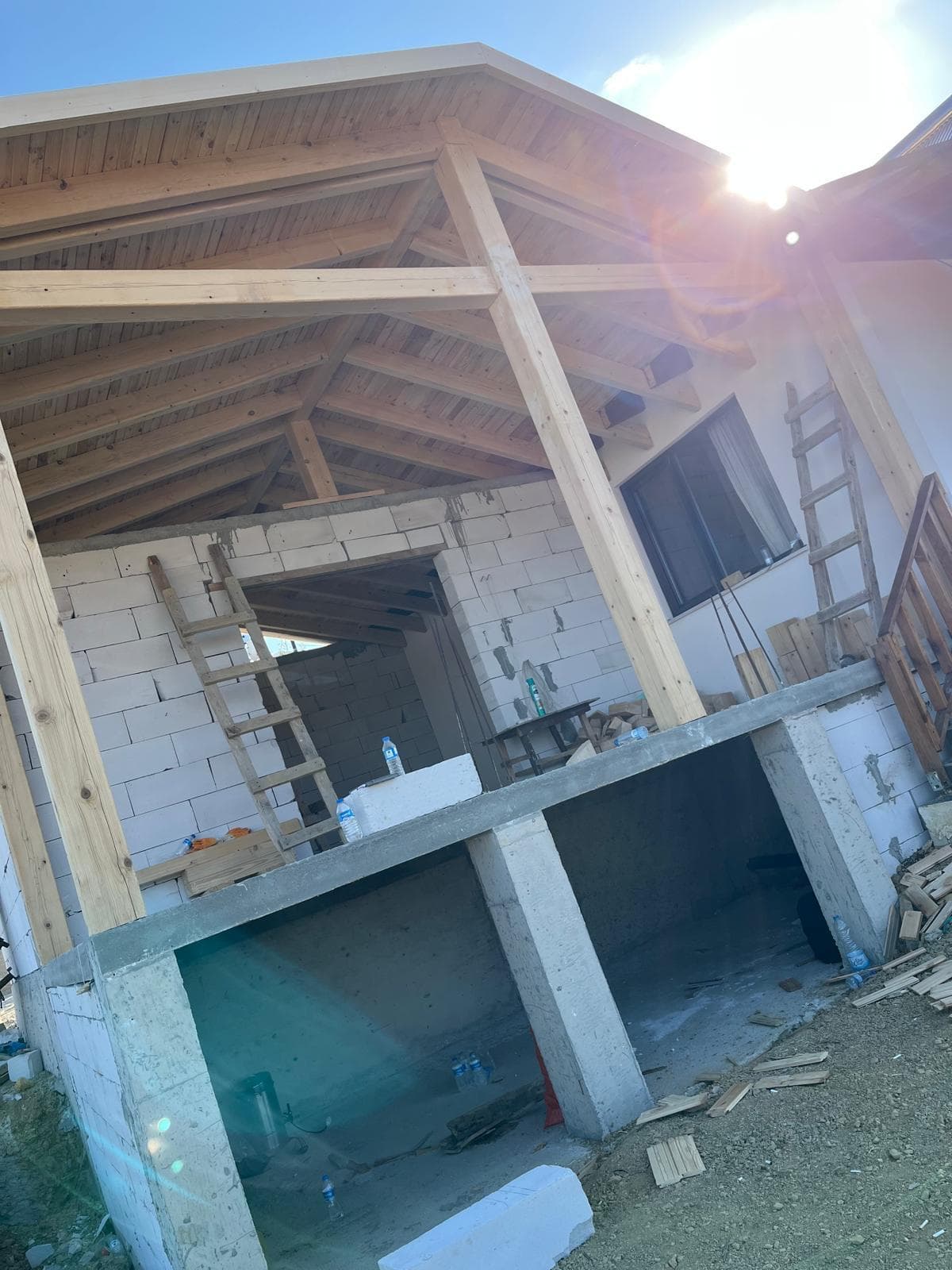 Ahşap kirişli çatı konstrüksiyonu, iç görünüm