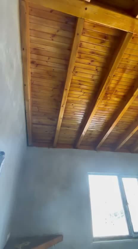 Ahşap kirişli çatı konstrüksiyonu